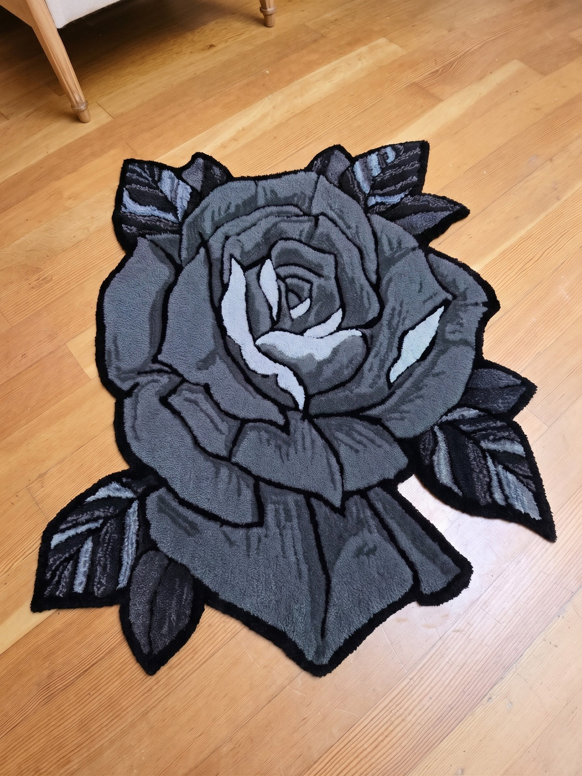 3D Rose Rug Grey